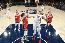 Dream Runs Over Mystics in 33 Point Rout.webp