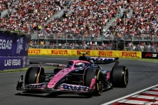 Alpine F1 Chief Luca de Meo to Step Down as Renault CEO.webp