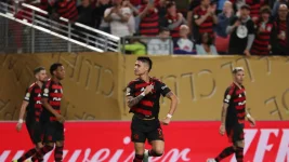 Flamengo Smash Esperance 2-0 Eyes Chelsea Clash.webp
