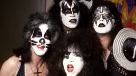 Kiss Drummer Shocks Fans With Tender Beth Ballad.webp