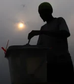 Uganda Candidates Scramble as Deadline Looms.webp