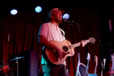 Tom Cherry's Banjo-Packed Heartbreak Journey Hits Different.webp
