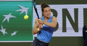 Lois Boisson Prepares for Wimbledon Qualifiers After French Open Success.webp