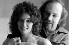 Linda Lovelace's Life Marked by Tragedy and Exploitation.webp
