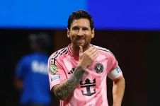Lionel Messi Leads Inter Miami to 2-1 Win Over FC Porto in Club World Cup.webp