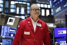 Stock Futures Drop Amid Geopolitical Uncertainty Over Israel-Iran Conflict.webp