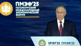 Putin highlights Russia's economic growth and poverty reduction at SPIEF.webp