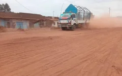 Four Students Hospitalized After Police Fire Teargas at School.webp