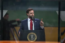 Vance misnames Padilla while criticizing immigration response.webp