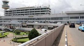Makeup Artist Caught Carrying 2kg Coke In Suitcase.webp