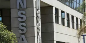 Chinese boss beats Zimbabwean workers.webp