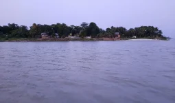 Bangladesh rivers are on the rise but still safe.webp