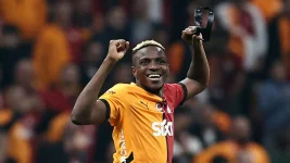 Napoli star Osimhen mulls £34m a year Saudi mega deal.webp