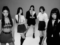 Fans fret NewJeans contract could extend past 2030.webp