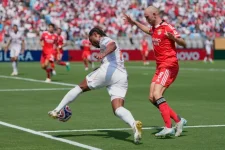 Benfica tops Club World Cup group after 1-0 win over Bayern.webp