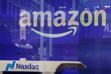 Amazon to invest $54 billion in U.K., add thousands of jobs nationwide.webp