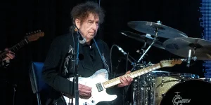 Bob Dylan to publish Point Blank art book of 100 sketches in November.webp