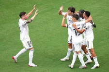 Real Madrid's match against Salzburg is at risk of postponement due to weather.webp