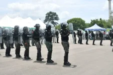 Vigilantes and locals rescue three kidnapped victims near Abuja.webp
