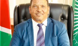 Hardap governor visits the family of the murder victim in the Mariental tragedy.webp