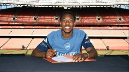 Arsenal Secures Myles Luis Skelly with Long-Term Contract Extension.webp