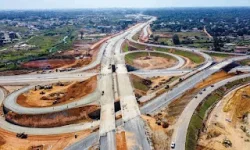 Work starts on Christmas Pass bypass with two interchanges.webp