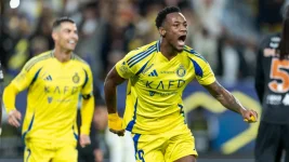 Fenerbahçe's Özik jets to Colombia to woo Al-Nassr's Juan Duran.webp