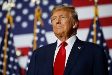 Trump hails Court's narrowing of the birthright citizenship injunction.webp