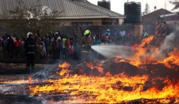 Harare Firefighters Contain Fidelity Southview Park Blaze and Protect Homes.webp