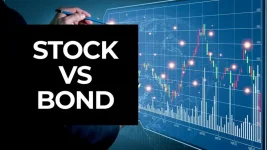 Retirees warned of bond risks, advised to diversify with stocks for growth.webp