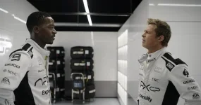 Brad Pitt drives the APXGP team toward redemption in high-octane F1 drama.webp