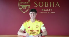 Kepa Jumps Ship from Chelsea to Arsenal in Keeper Drama.webp