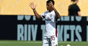 Fluminense Eliminates Inter Milan with 2-0 Victory at Club World Cup.webp