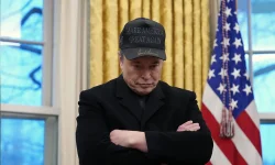 Elon Musk Floats Idea of New Political Party Amid Feud with Trump.webp
