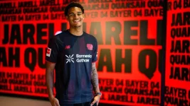 Bayer Leverkusen Signs Jarell Kwansah from Liverpool for £30 Million.webp