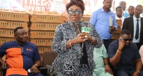 Tourism Minister Calls for Investment in Local Poultry.webp