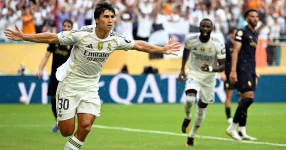 Real Madrid battle past Juventus 1-0 to face Dortmund.webp