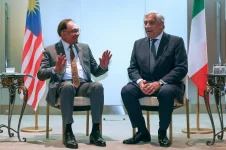 Anwar Ibrahim Reaffirms Malaysia's Trade Commitment at Italy Forum.webp