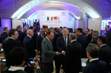 Anwar Ibrahim Co-Chairs Economic Forum to Strengthen Malaysia-Italy Ties.webp