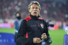 Gabriel Heinze Set to Join Arsenal's Coaching Staff for 2025-2026 Season.webp