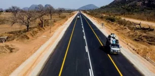 Fossil Secures US$363M for Harare-Chirundu Highway as Transport Ministry Awards Major Contracts.webp