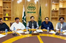 Zeeshan Malik reviews Ashura arrangements, stresses peace and security in Bhakkar.webp