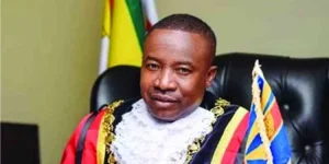 Harare Mayor declares municipal tap water safe to drink despite concerns.webp