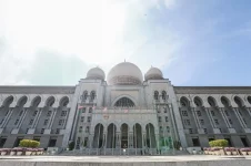 Prosecution seeks to reinstate corruption conviction of former Felda chairman.webp