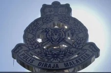 Police search for Pakistani man linked to multiple child abuse cases in Shah Alam.webp