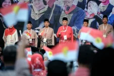 Ahmad Zahid urges Umno to end infighting and focus on party unity.webp