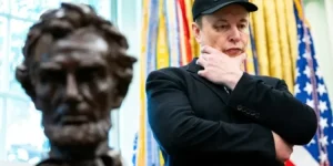 Elon Musk forms new US political party aiming to challenge two-party rule.webp
