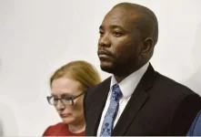 Maimane faults the ANC for inaction on the Zimbabwe crisis and regional migration.webp