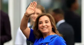 Peru president doubles salary despite 2% approval rating.webp