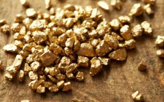 Small-scale miners drive Zimbabwe gold output to 11.6 tonnes.webp